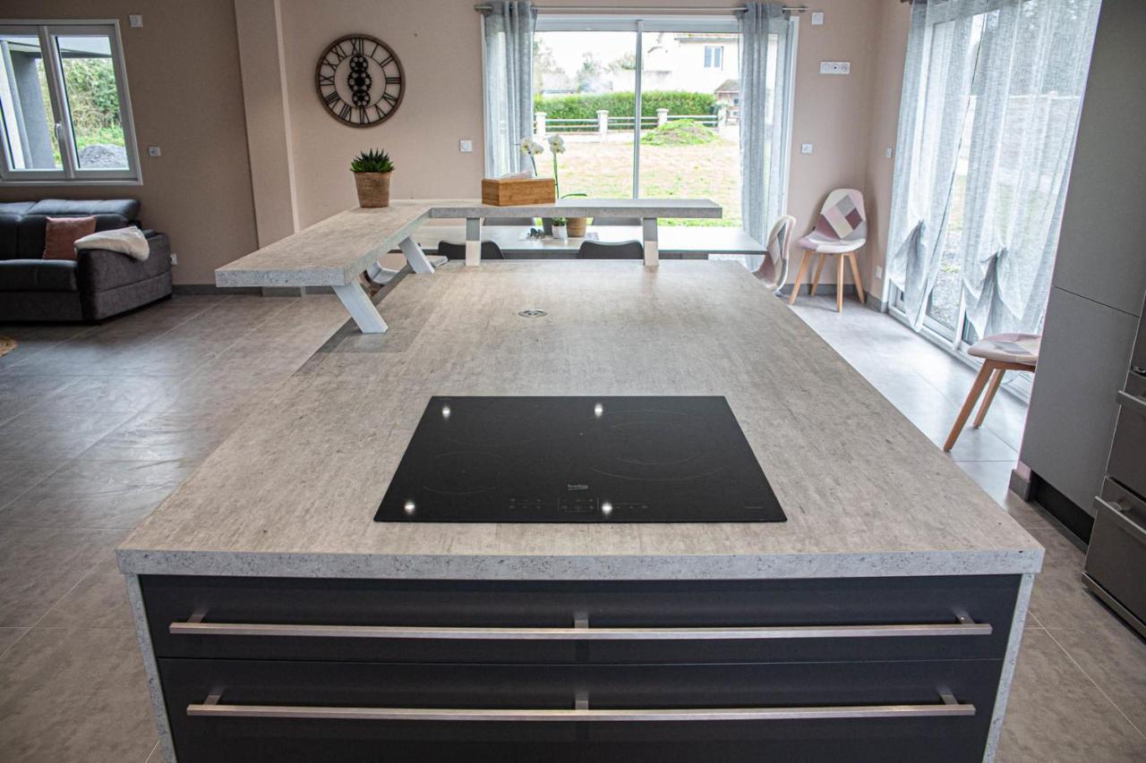 Kokana Modern Holiday Home Englesqueville-la-Percée Екстериор снимка