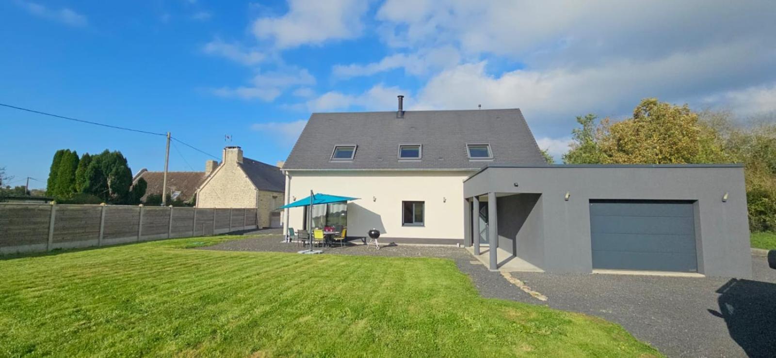 Kokana Modern Holiday Home Englesqueville-la-Percée Екстериор снимка